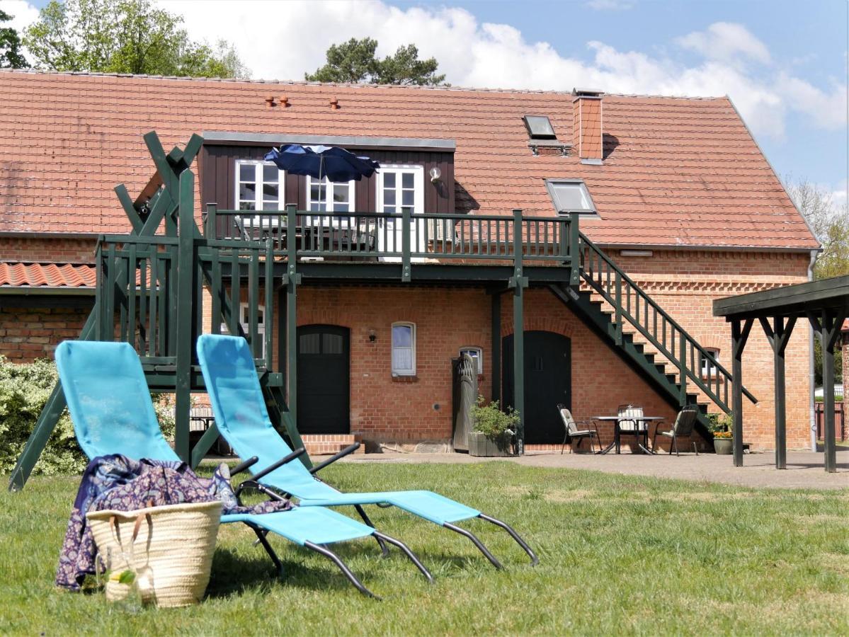Lindenhof, Wohnung 1, Giebel Vipperow Eksteriør bilde